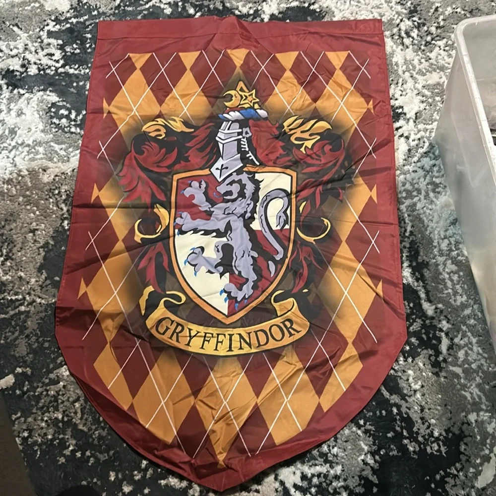 NEW Harry Potter Gryffindor Crest Hanging Banner Flag 24x37” Nylon Double Sided